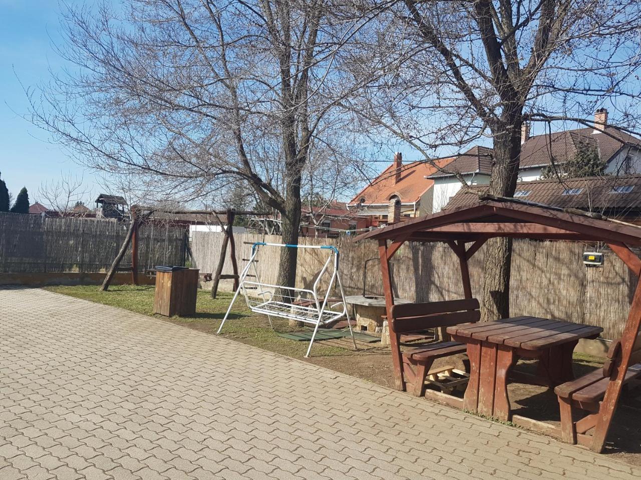 Fischer Apartman 2 Hajdúszoboszló Exterior foto